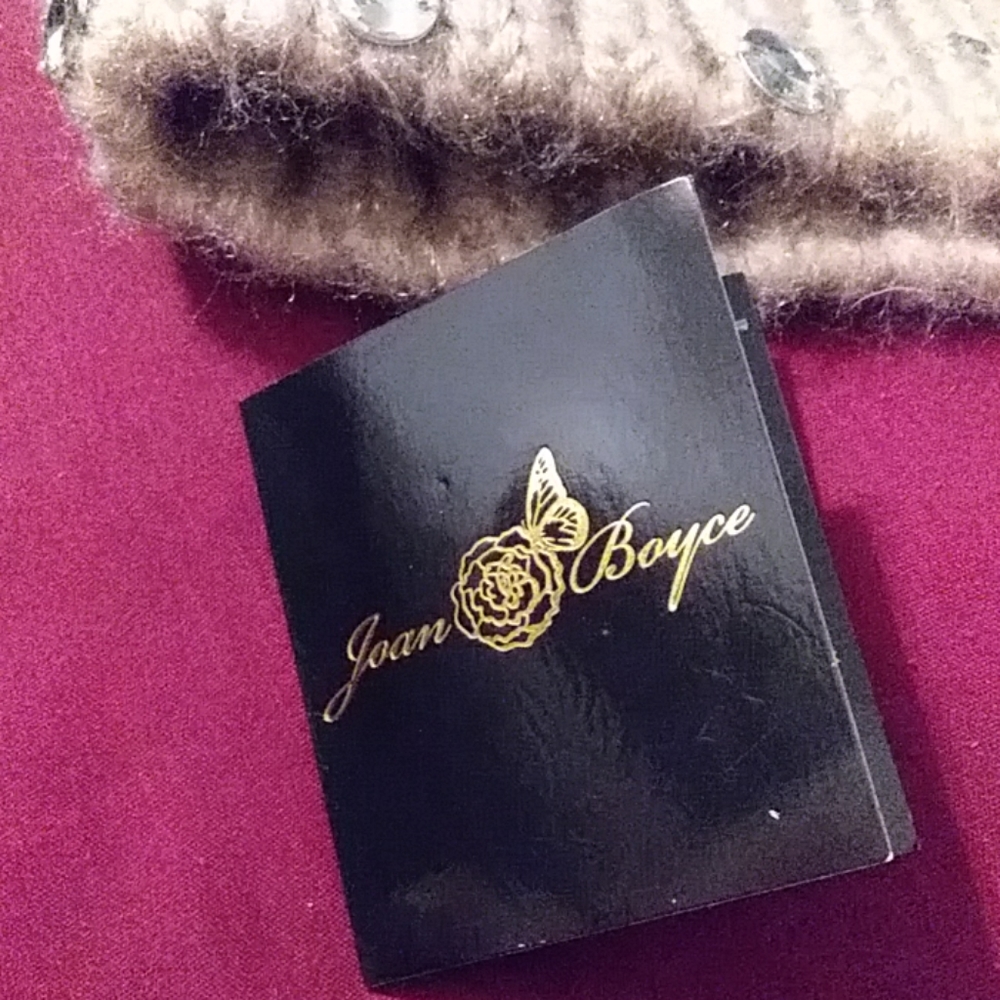 Hat - Picture 2 of 5